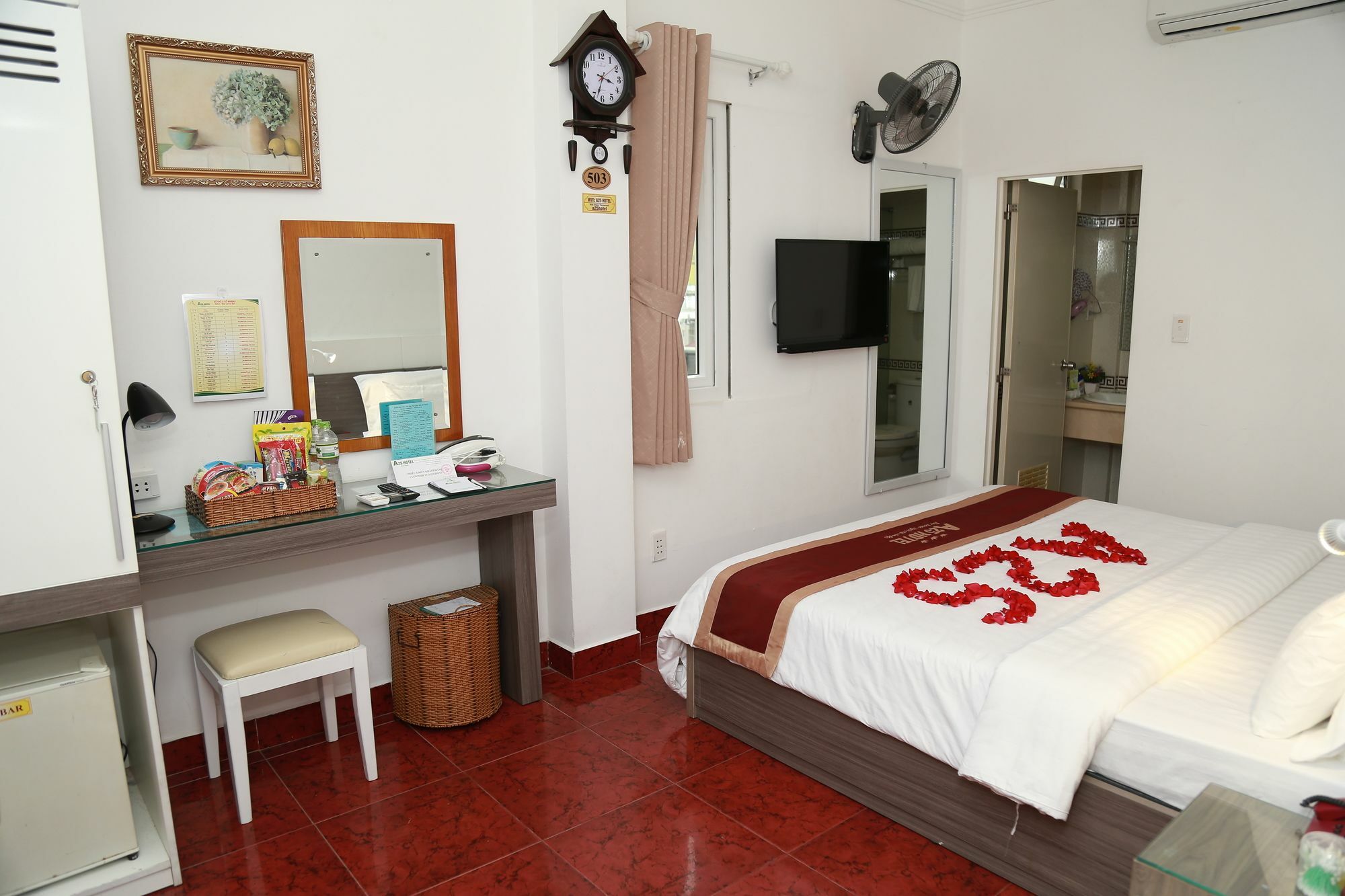 A25 Hotel - 19 Bui Thi Xuan Хошимін Екстер'єр фото